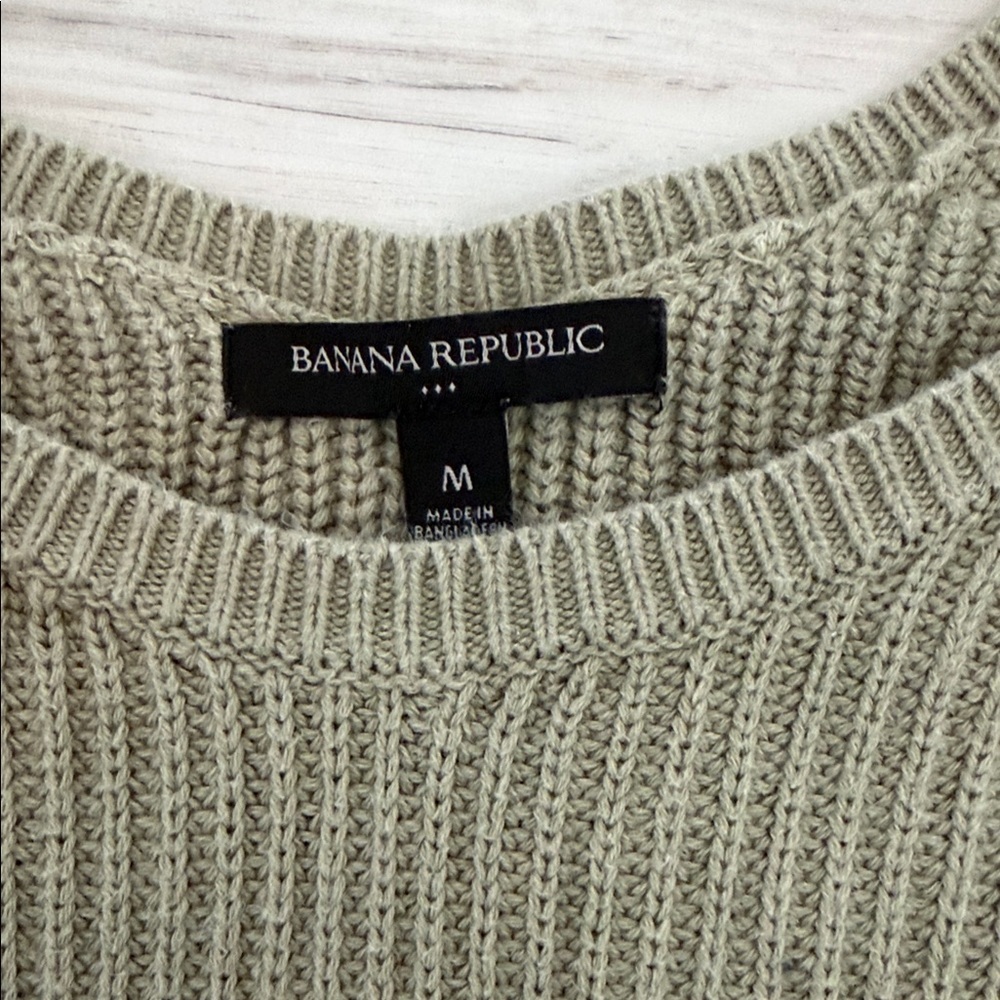 Banana Republic Women's Ribbed Knit Sweater - Olive green size Med - Picture 5 of 13